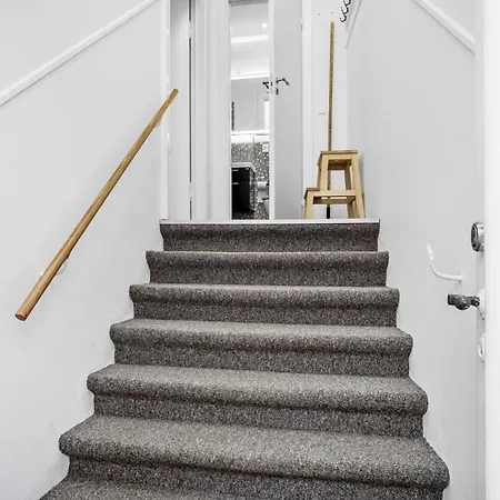 1 Bedroom Lovely In Apartamento *