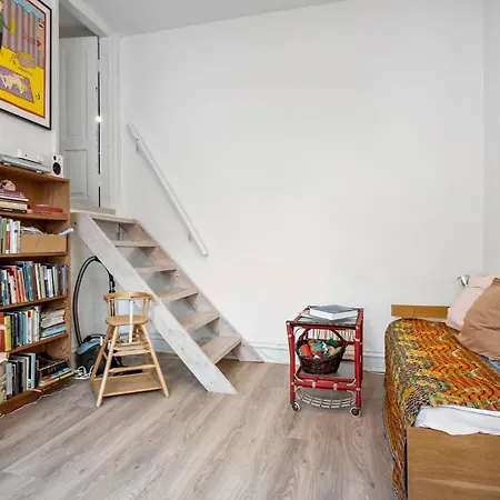 Apartamento 1 Bedroom Lovely In