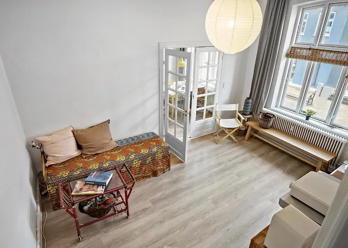 Apartamento 1 Bedroom Lovely In Fåborg