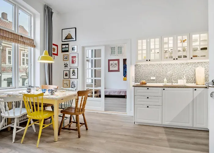 1 Bedroom Lovely In Fåborg